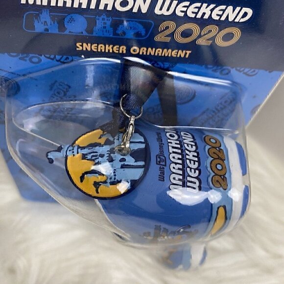 NEW DISNEY PARKS 2020 Run Disney Marathon Weekend Ornament - Picture 4 of 8
